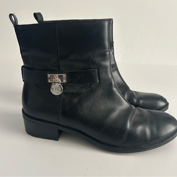 Michael Kors Ryan Leather Ankle Bootie | Size 9 - Picture 2 of 9